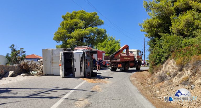 Overturned Garbage Truck 2 (14 Of 20)