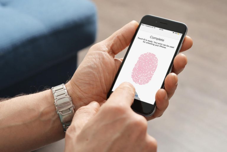 Επιστρέφει το Touch ID, φεύγει το καλώδιο φόρτισης στα επόμενα IPhone;