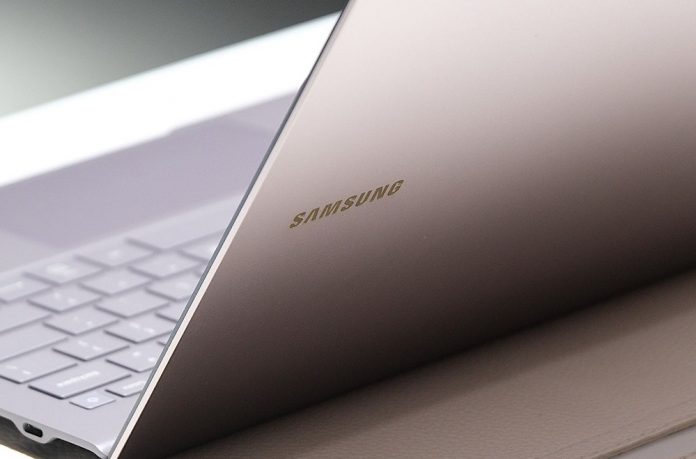 Η Samsung ξεκινά τη μαζική παραγωγή OLED Panel 90Hz για Laptop