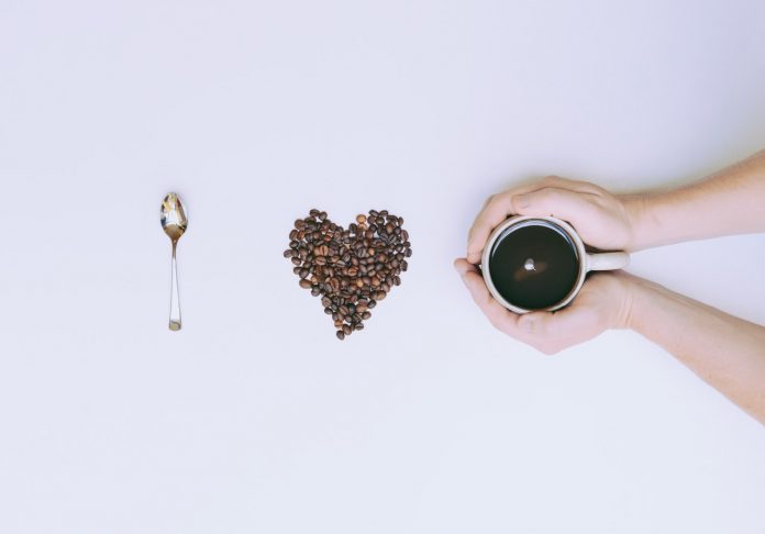 Για τους λάτρεις του καφέ και την καρδιακή υγεία: νέα έρευνα