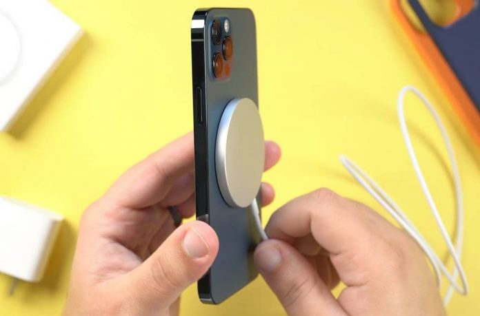 Η Apple ετοιμάζει MagSafe Battery Pack για τα IPhone 12 με αντίστροφη φόρτιση