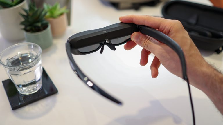 TCL NXTWEAR G Wearable Display Glasses: Παράθυρο στον κόσμο