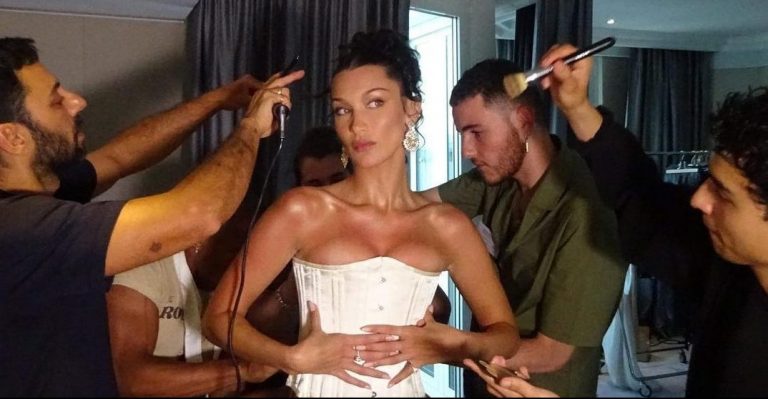 Αυτή είναι η αγαπημένη τάση της Bella Hadid και την «φοράει» όλο το καλοκαίρι