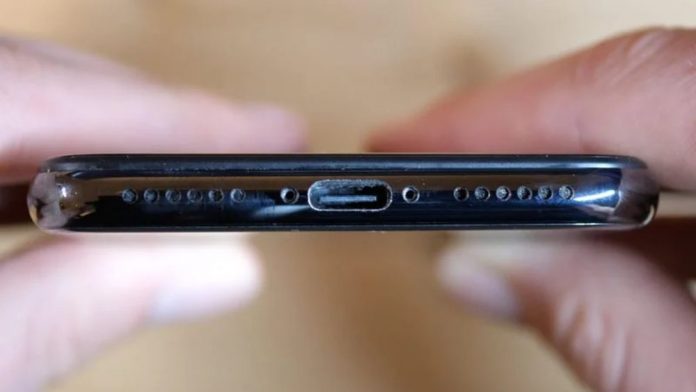 IPhone X με θύρα USB C: Πωλείται έναντι 86