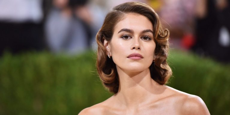 Η Kaia Gerber φόρεσε το πιο Iconic Sports Bra, το οποίο μάλιστα κοστίζει μόλις €31