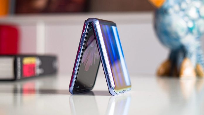 Samsung Galaxy Z Flip4: Διέρρευσε το μέγεθος της μπαταρίας