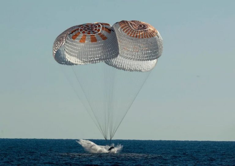 SpaceX: Επέστρεψαν οι αστροναύτες από τον Διεθνή Διαστημικό Σταθμό