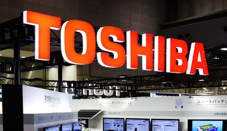 Η Toshiba αποδέχτηκε προσφορά εξαγοράς 15,3 δισ. δολαρίων