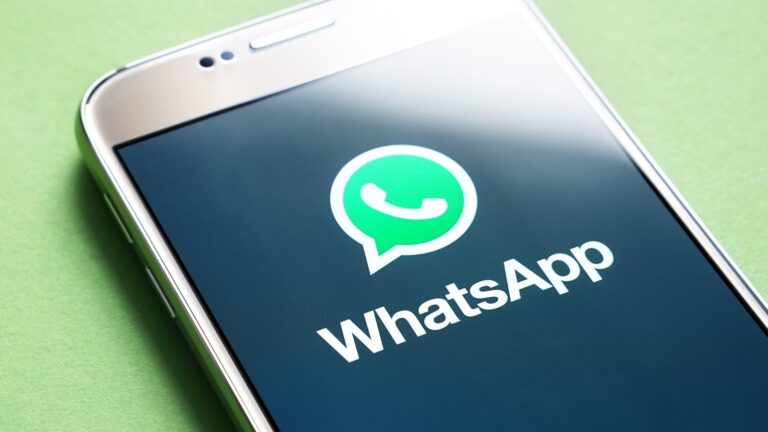 WhatsApp: Προειδοποιεί δισεκατομμύρια χρήστες για κίνδυνο απάτης