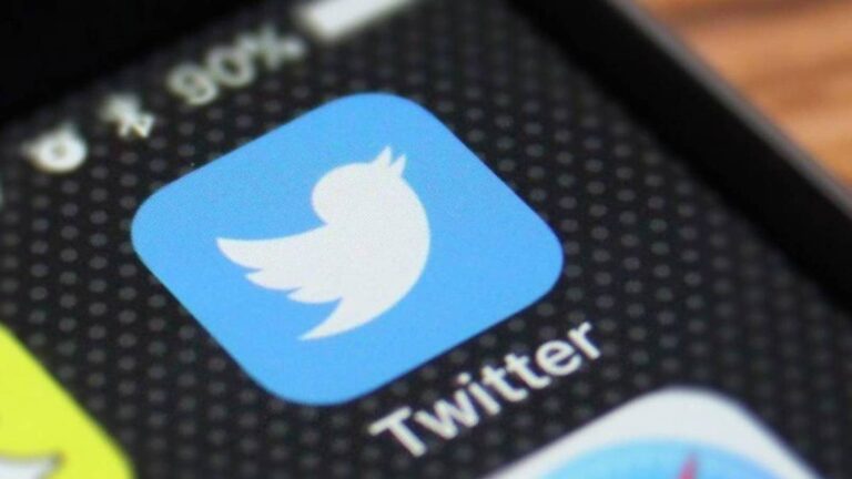 Twitter: Bug επαναφέρει τυχαία tweets που έχουν διαγραφεί