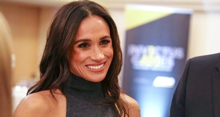 Meghan Markle: Η σπάνια red carpet εμφάνιση με δημιουργία Proenza Schouler