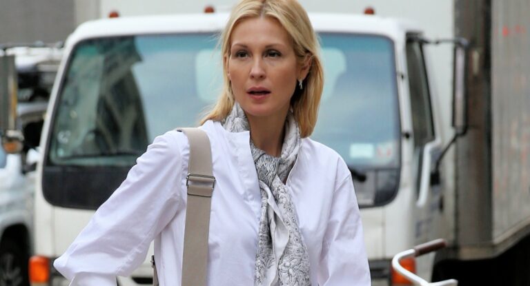 Kelly Rutherford: 12 looks που τοποθέτησαν τη “Lily van der Woodsen” του Gossip Girl στο fashion ραντάρ μας