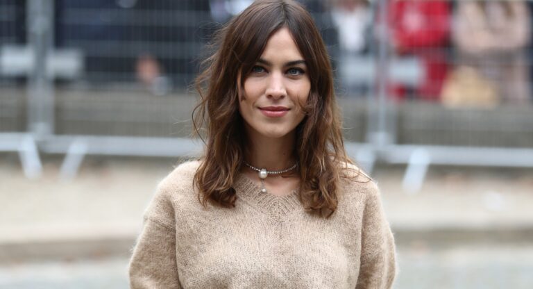 Alexa Chung: 10 looks της που θα θέλαμε να αντιγράψουμε για αυτή την εποχή